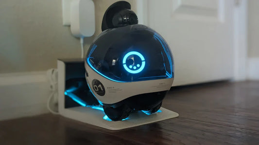 Our tech writer lived with a smart robot companion for a month—here's how it went