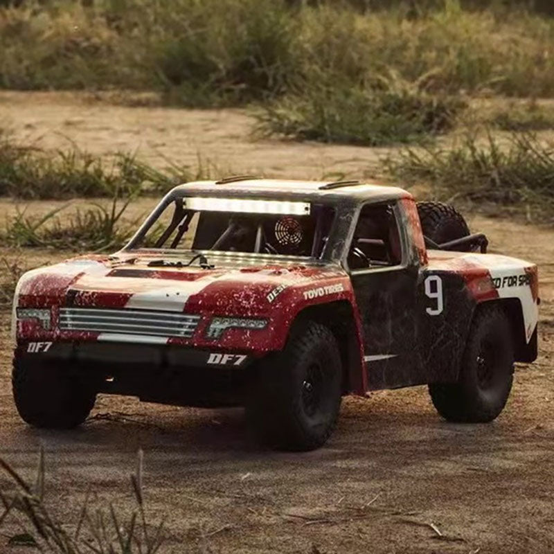 YIKONG YK4072 DF7 1/7 6S Brushless 4WD RC Short Truck Rear Straight Bridge Desert RC Car High Quality Toy Car