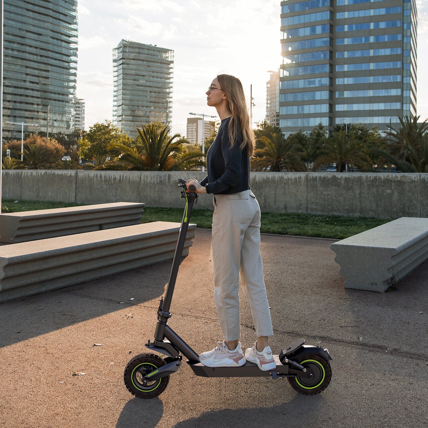 isinwheel S10Max 1000W High-End Commuting Electric Scooter