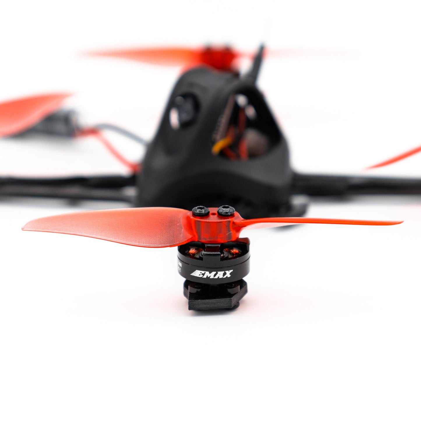 طائرة بدون طيار Nanohawk X خفيفة الوزن للغاية 3 بوصات 1S خارجية FPV - FrSky BNF