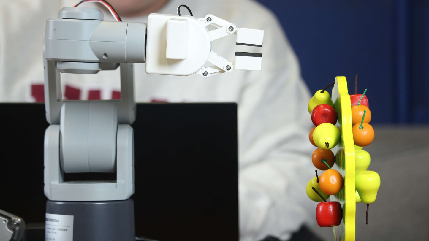 Robotics Education Solution:6-axis Robot with 3D vision