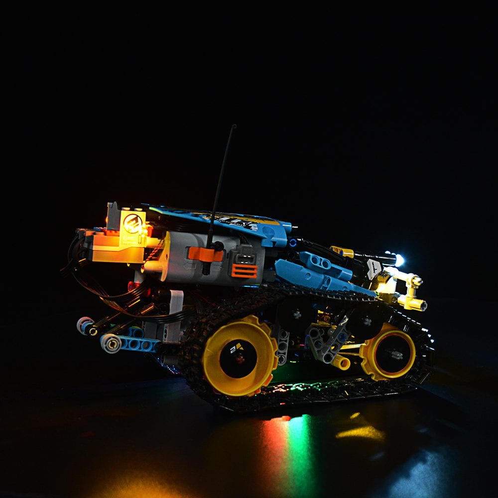 مجموعة إضاءة سيارة سباق LEGO ذات التحكم عن بُعد رقم 42095
