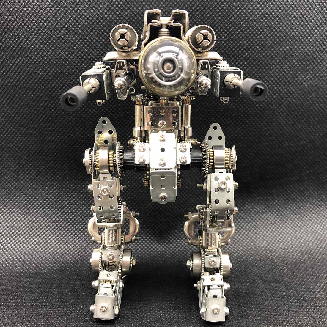 Adult DIY Metal Assembly 3D Robot Mecha Puzzle Toy Model for Home Decor