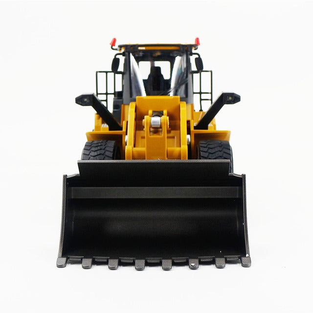 Huina 1567 RC Alloy Excavator bulldozer 6CH 1:24 2.4GHz Engineering Toy Car