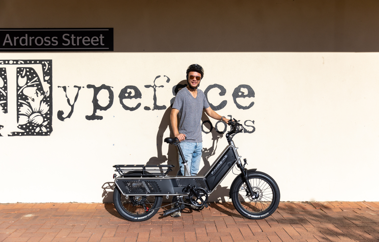 UrbanCarry Pro Family Cargo eBike