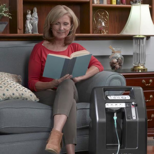 DeVilbiss Oxygen 525DS Oxygen Concentrator Bundle - 5 LPM