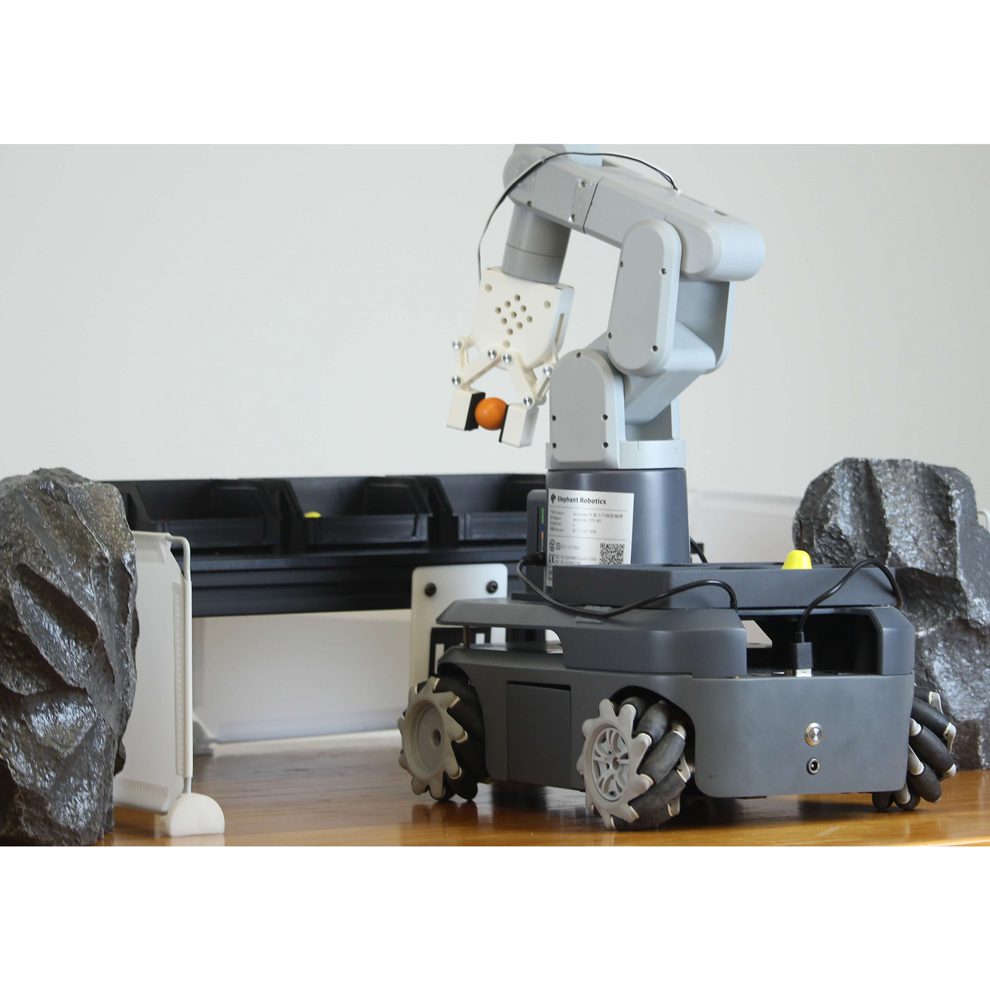 Robotics Education Solution:Compound Robot with 3D vision