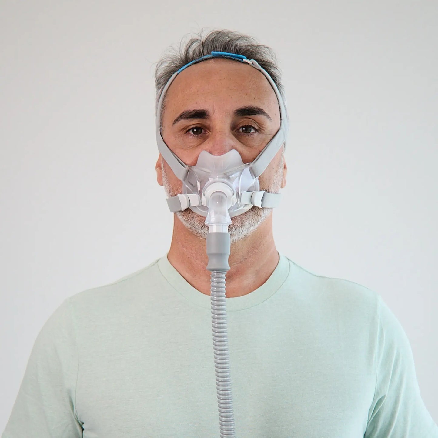 AirMini Travel CPAP Machine with AirFit F30 CPAP Mask Bundle
