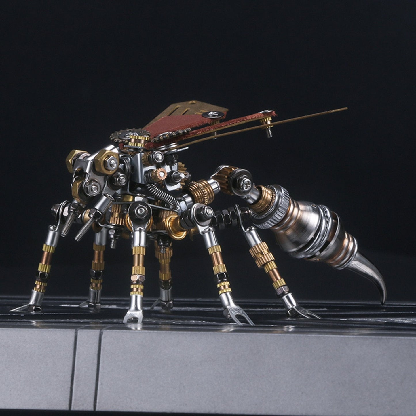 295Pcs Assembly Metal Mechanical 3D Wasp Insect Puzzle Model Adult