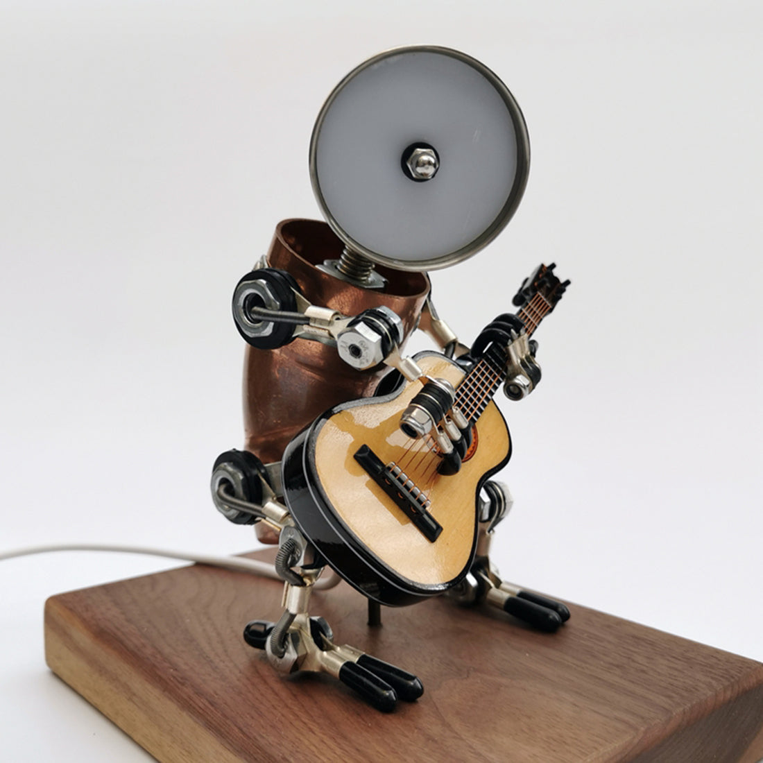Steampunk Style Assembled 3D Metal Musician Bassists Model Lamp 2-IN-1Desk Decor Crafts
