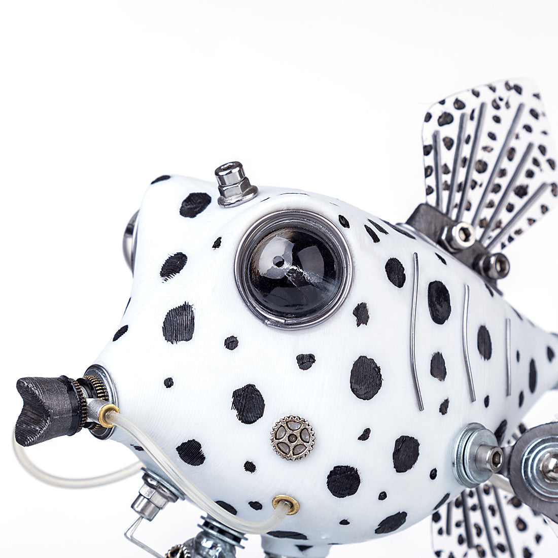 Metal Black & White Cowfish Model Kits 3D Handmade Assembled Steampunk Crafts for Home Decor