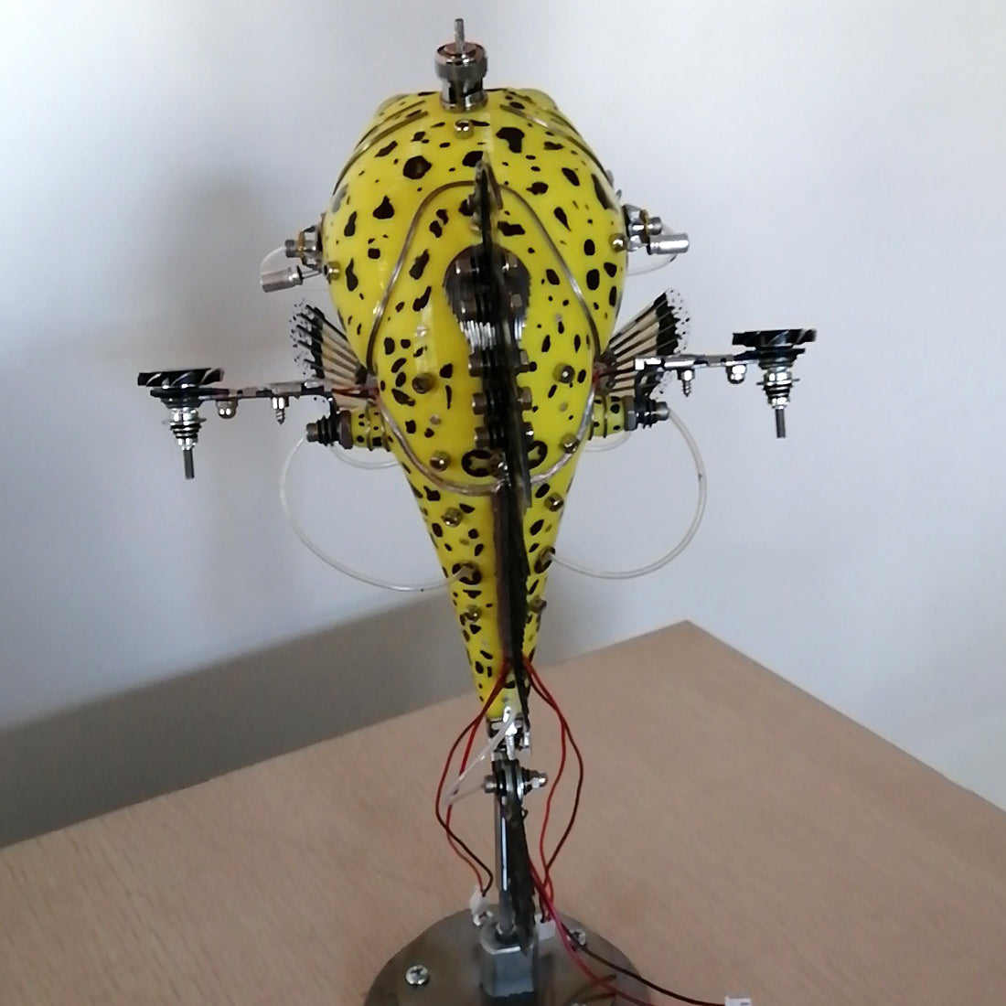 Steampunk Metal Yellow Fish Sculpture Model Kits 3D Handmade Assembled Art Crafts