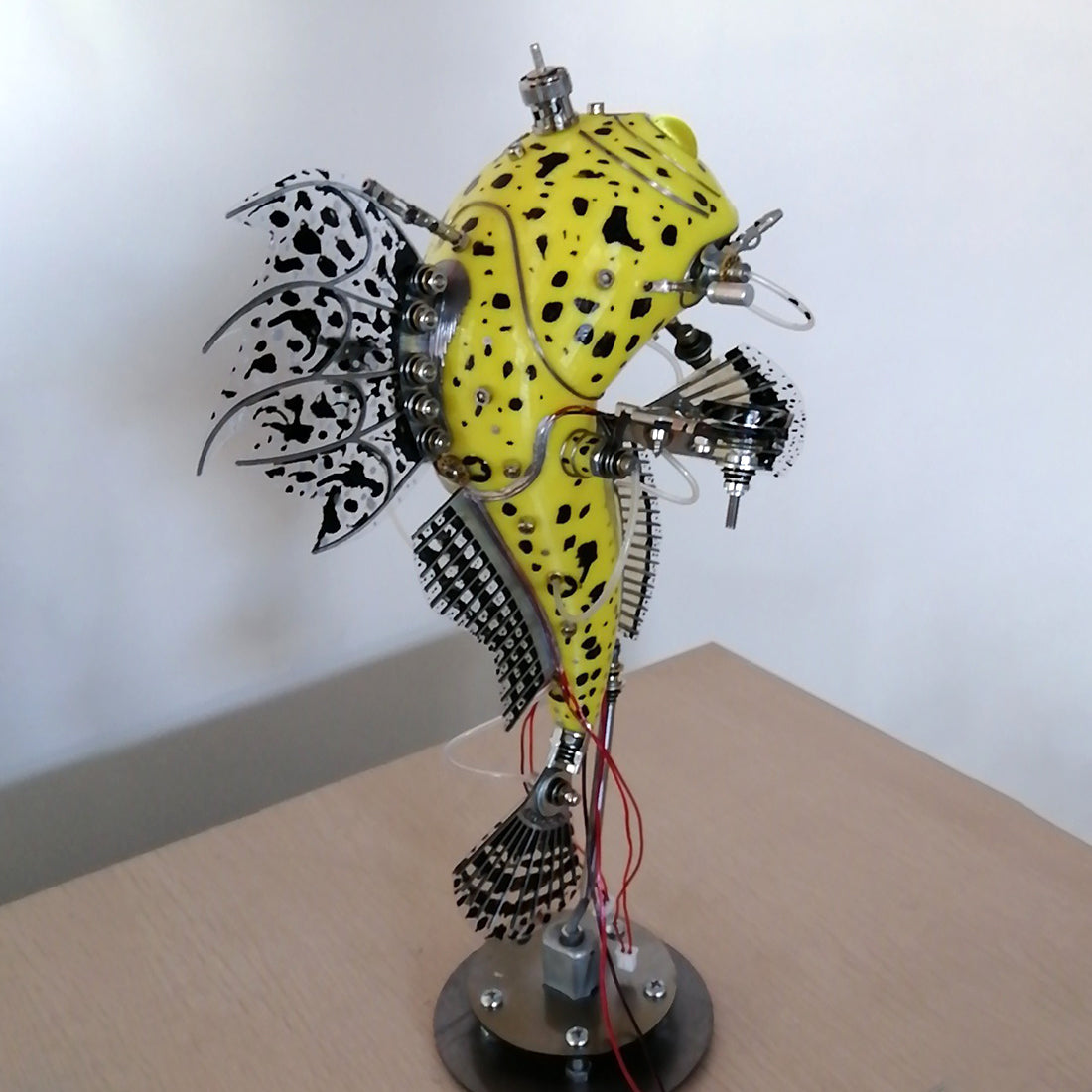 Steampunk Metal Yellow Fish Sculpture Model Kits 3D Handmade Assembled Art Crafts