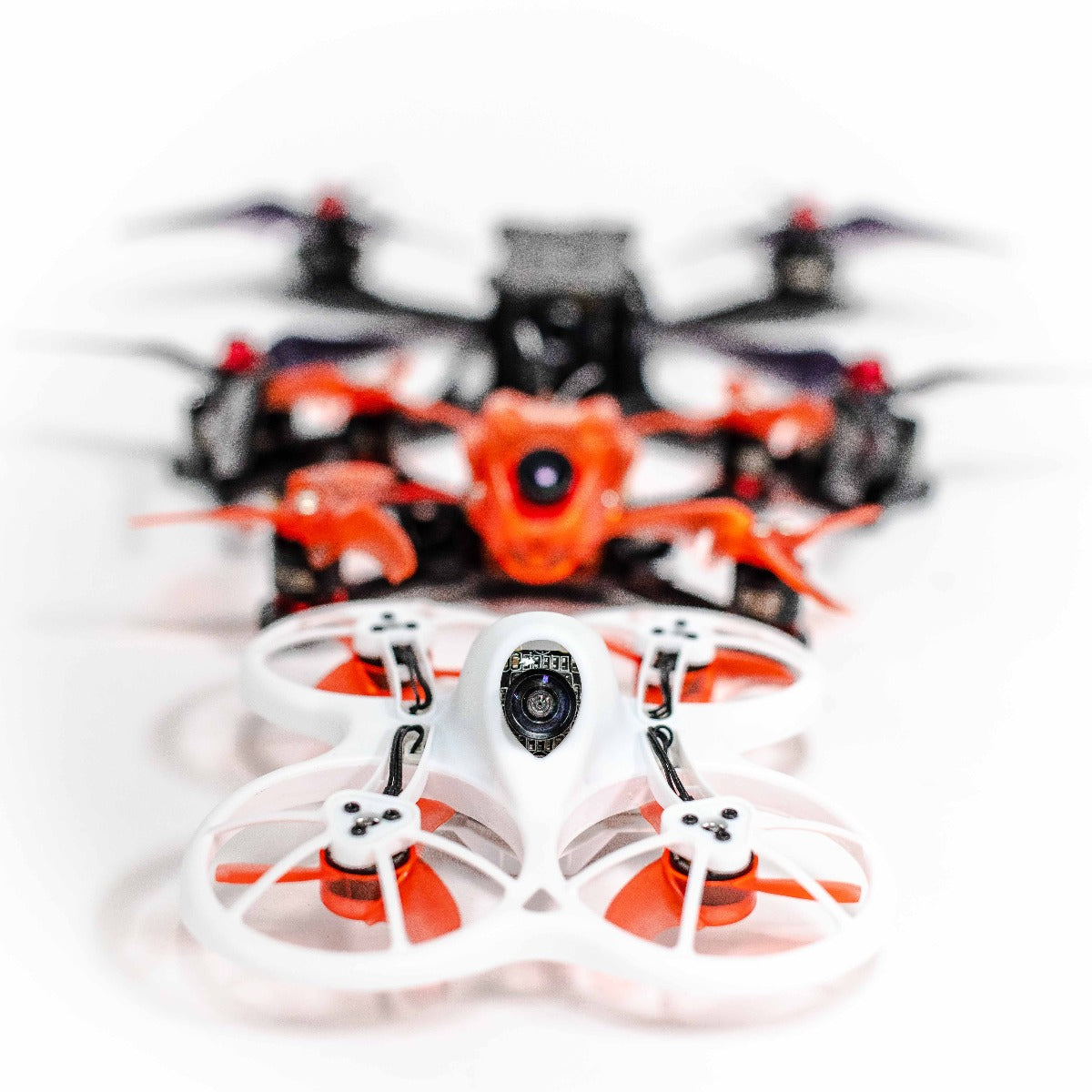 طائرة سباق بدون طيار Tinyhawk FPV داخلية BNF