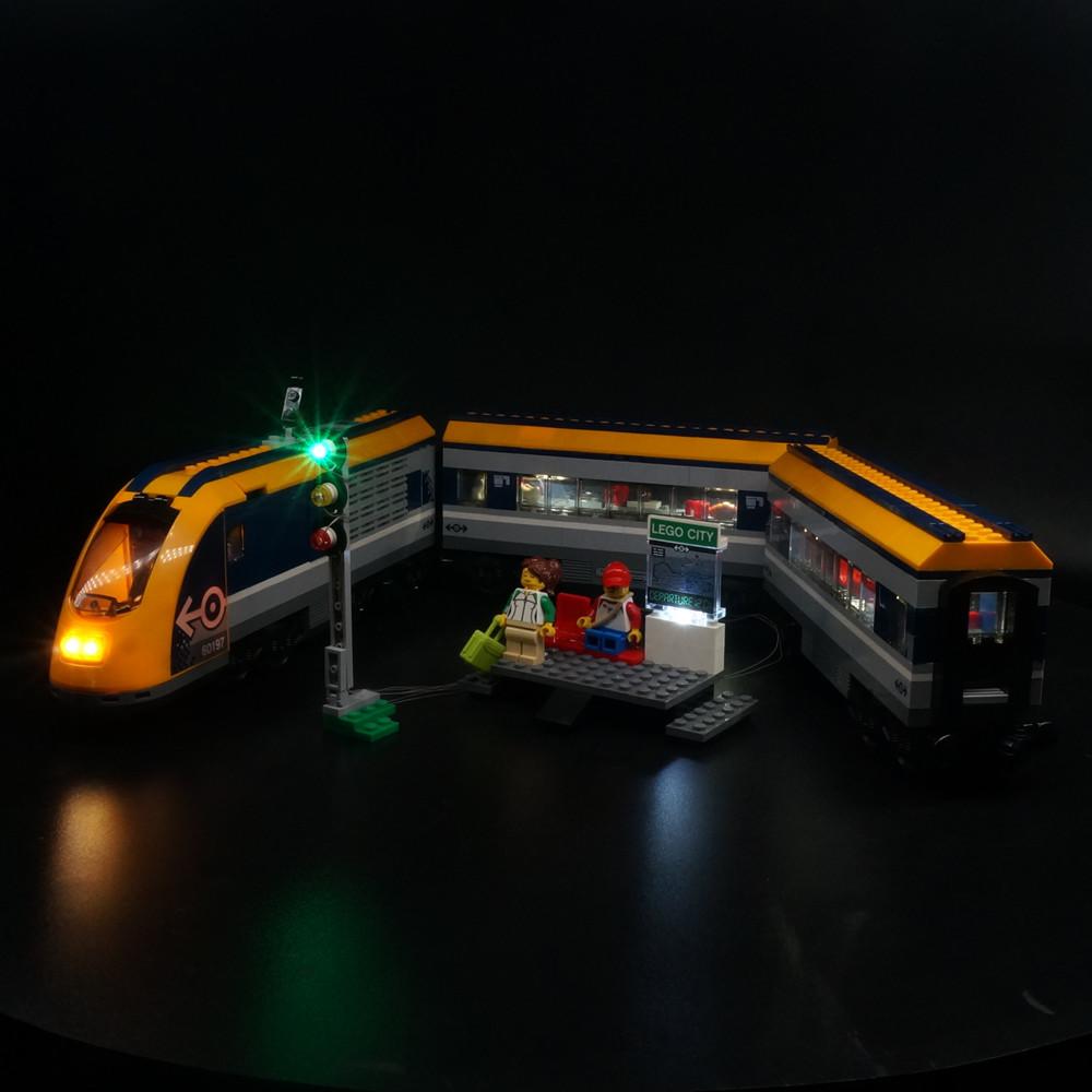 مجموعة إضاءة قطار الركاب LEGO #60197