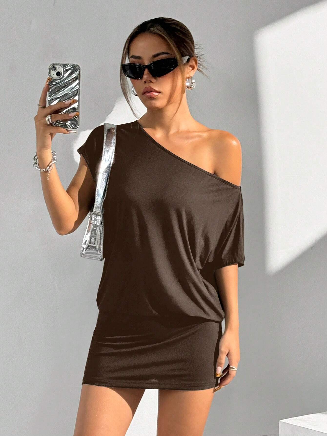 SHEIN EZwear Solid Color Asymmetric Collar Loose Fit Short Sleeve Dress