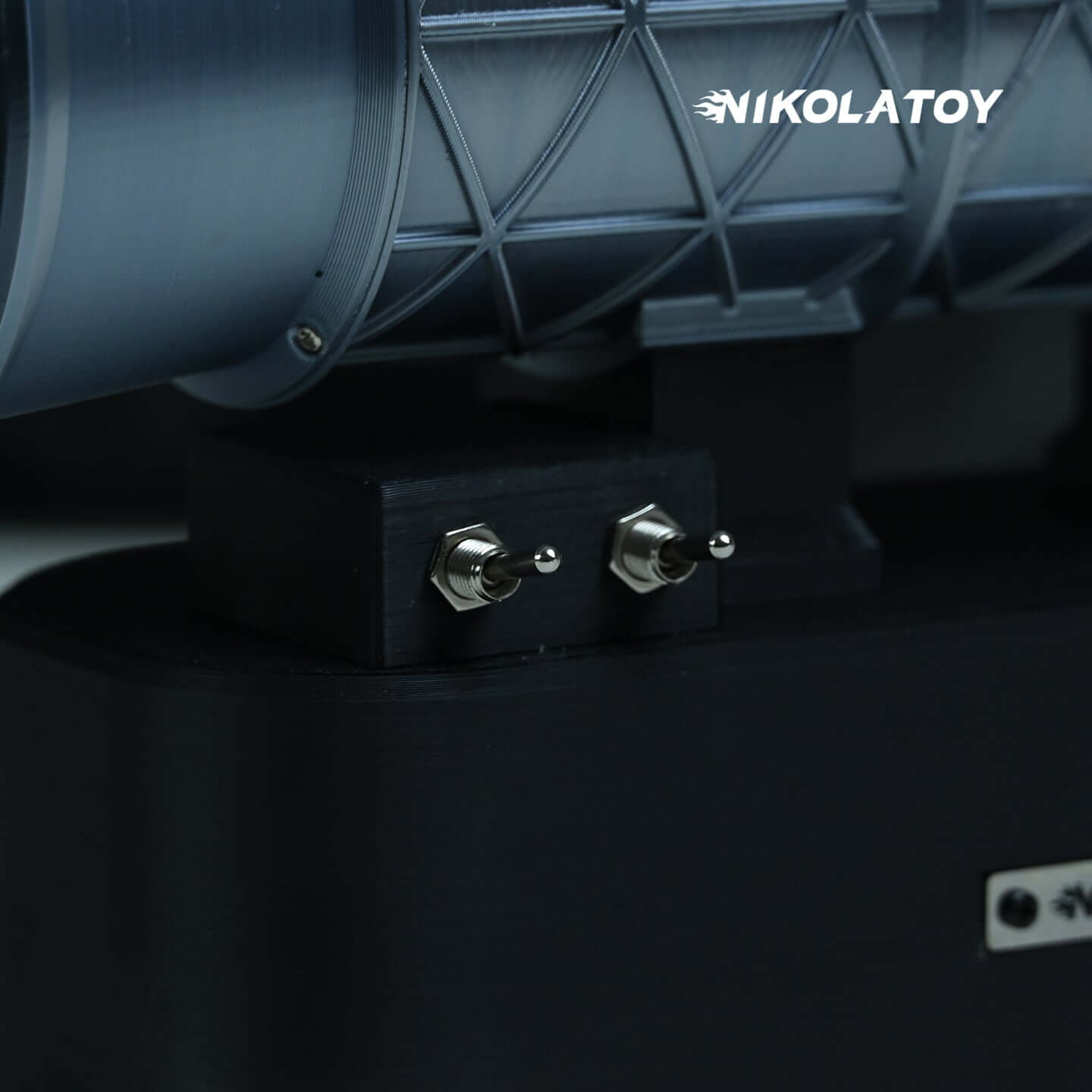 J35-A Turbojet Engine Vector Tail Spray Humidifier