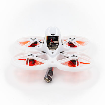 طائرة سباق بدون طيار Tinyhawk III FPV - جاهزة للطيران (RTF) مع وحدة تحكم ونظارات واقية 