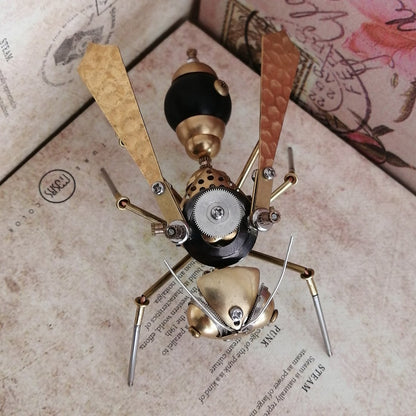 Avispa grande, modelo 3D de insectos mecánicos de metal para coleccionar