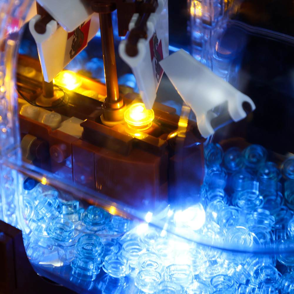 Kit de iluminación LEGO Barco en una botella n.° 21313